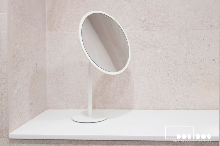 Espejo decorativo aumento moderno baño blanco